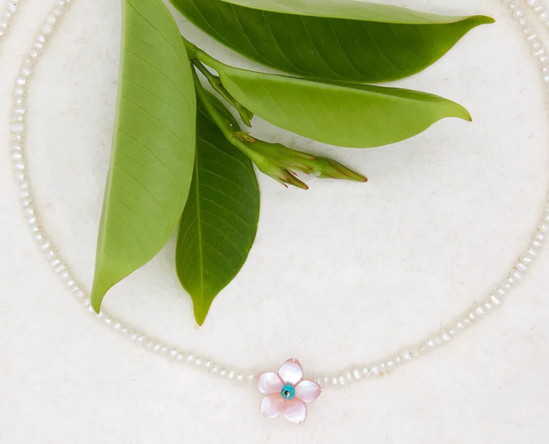 Tiny Pearl Necklace – Short
