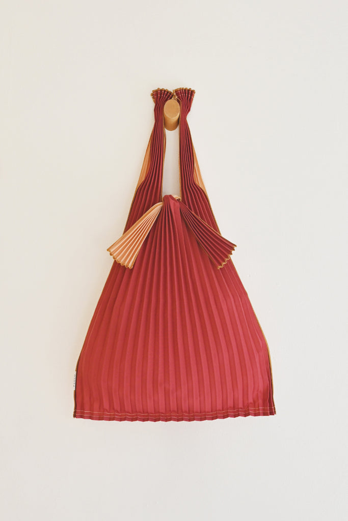 Small  Bordeaux and Pink Beige Pleated Tote Bag by KNA Plus at Abacus Row