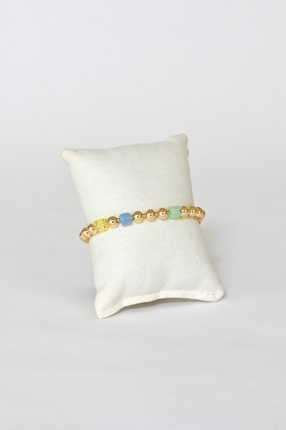 Daisy Chain Bracelet No.1 front from the Garden Collection at Abacus Row Jewelry