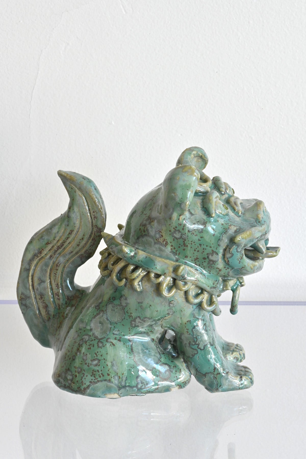 Right Side of Peridot Eyed Mini Fu Dog by Ahn Lee at Abacus Row Handmade Jewelry