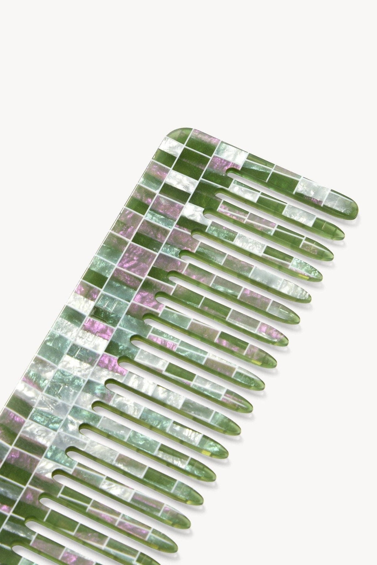 Detail of the Vert Shell Checker No.2 Comb by Machete at Abacus Row