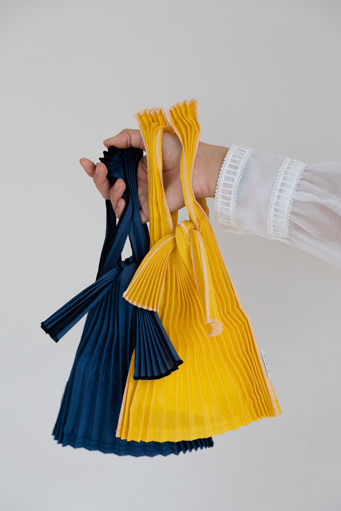 Mini Pleated Pleco Tote Bag KNA Plus Navy Blu Mustard Yellow