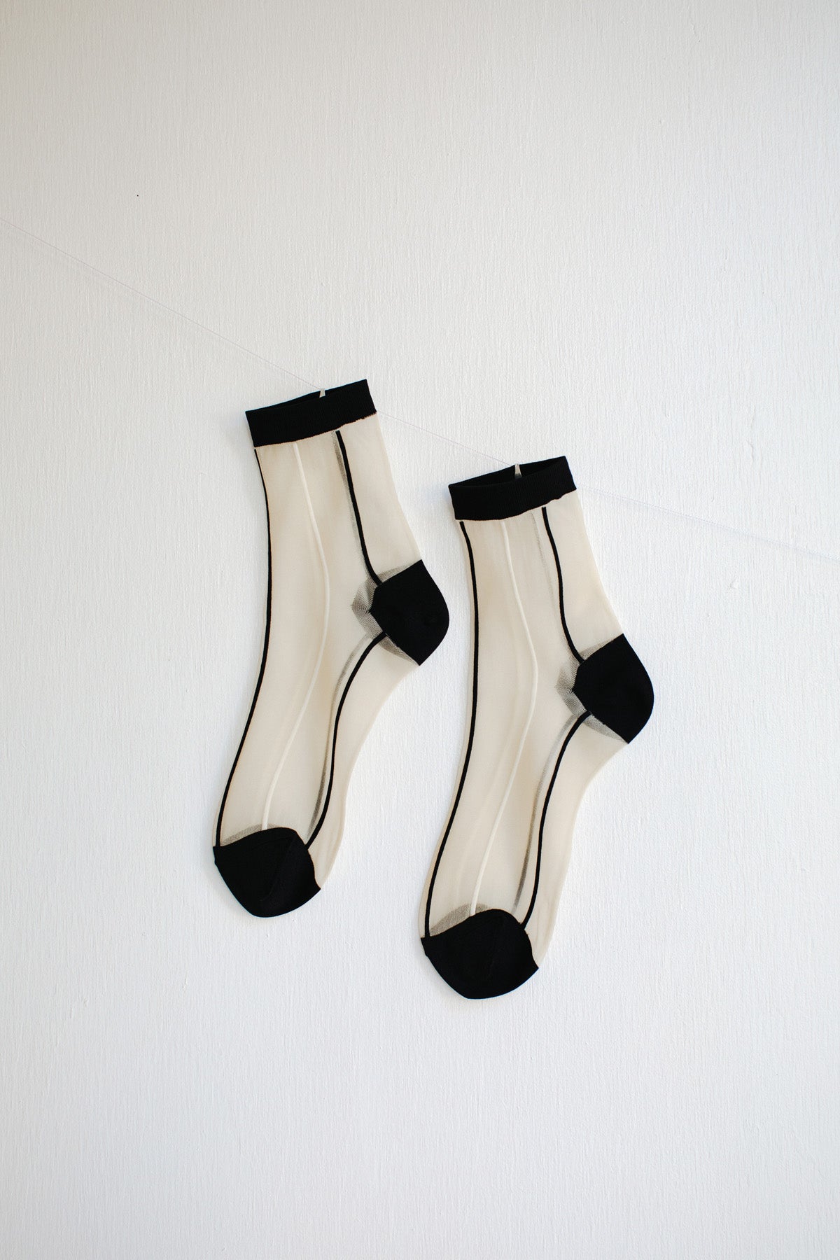Hansel from Basel Grand Slam Sheer Short Crew Socks - Nude + Black