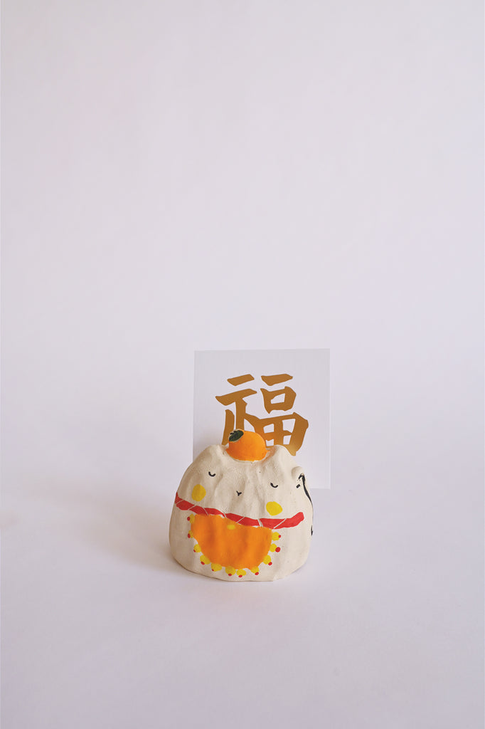 Maneki Neko with Mandarin – Red