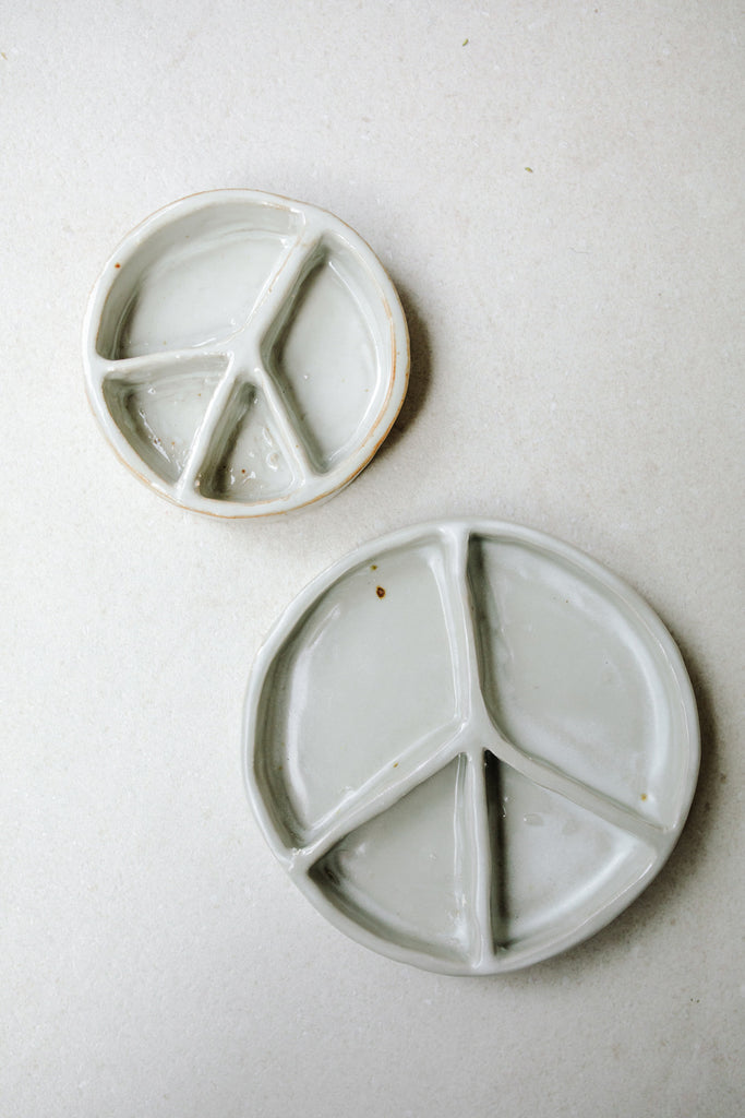 Medium Peace Plate by Ariel Clute