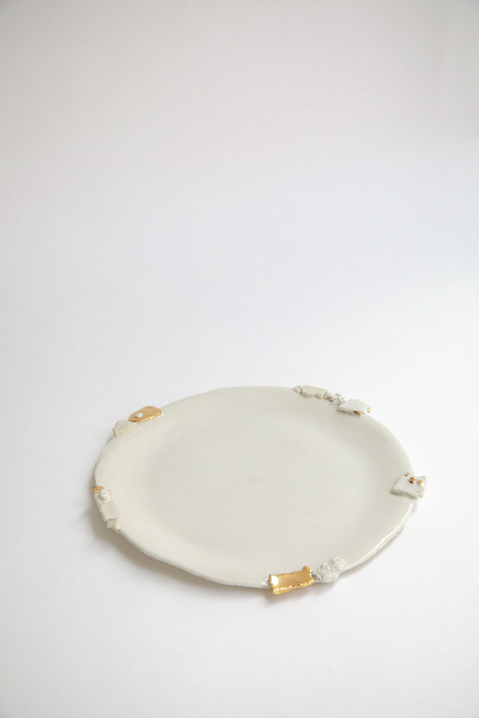 Large Halo Plate by Minh Singer