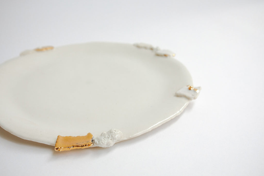 Large Halo Plate by Minh Singer