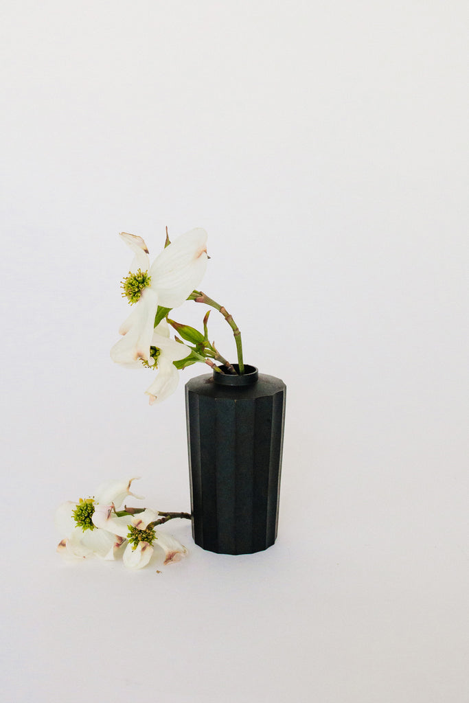 Flower Vase - Blackish Brown Hexadecagon by Nousaku at Abacus Row