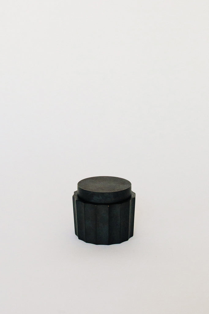 Small Pot - Blackish Brown hexadecagon by Nousaku at Abacus Row