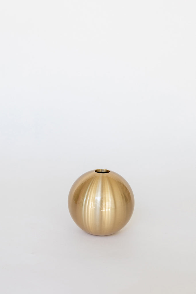 Tama Flower Vase by Nousaku at Abacus Row