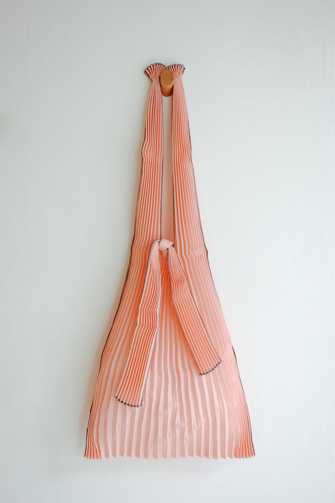Large Pink Pleated Pleco Tote Bag by KNA Plus at Abacus Row