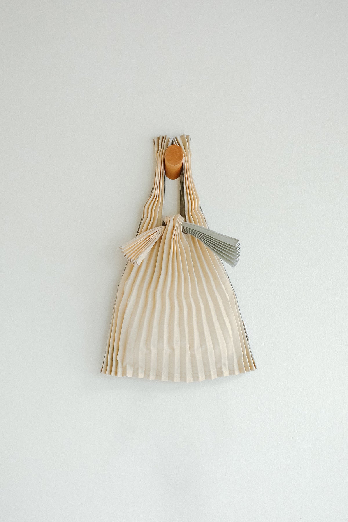 Mini Beige and Silver Pleated Pleco Tote Bag by KNA Plus at Abacus Row Handmade Jewerly
