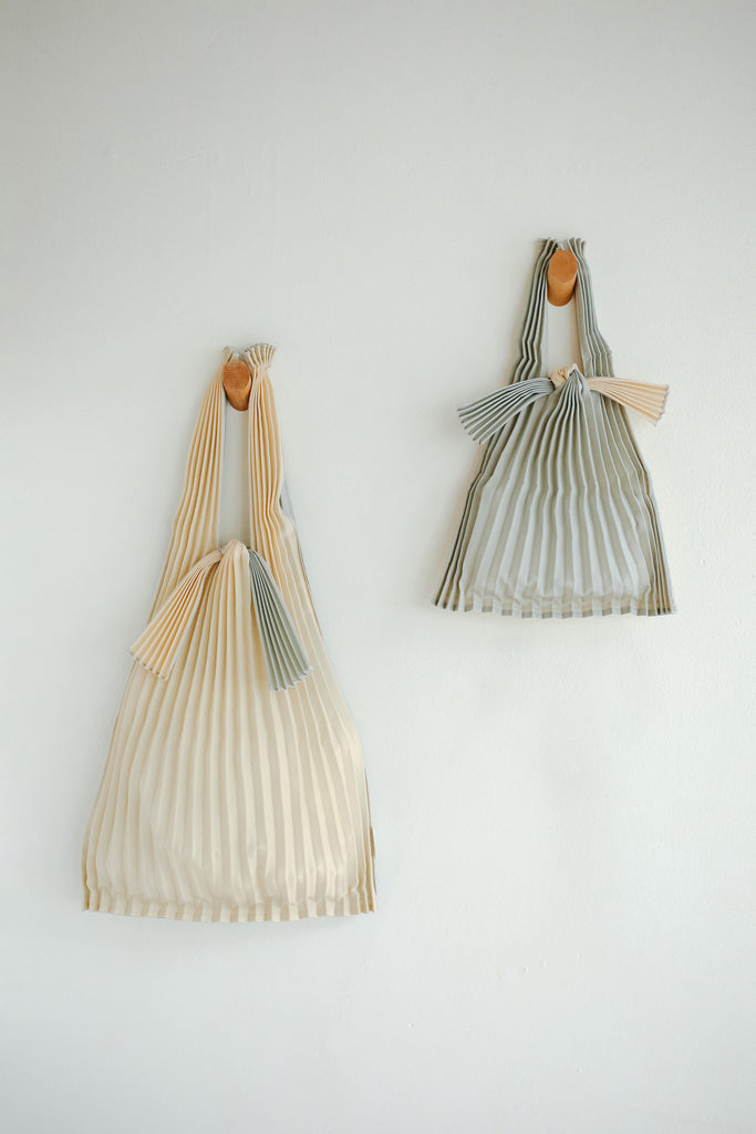 Small and Mini Pleated Pleco Tote Bags by KNA Plus at Abacus Row Handmade Jewerly
