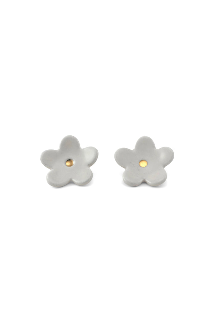 Flower Earrings in creme by TPOH The Pursuits Of Happiness