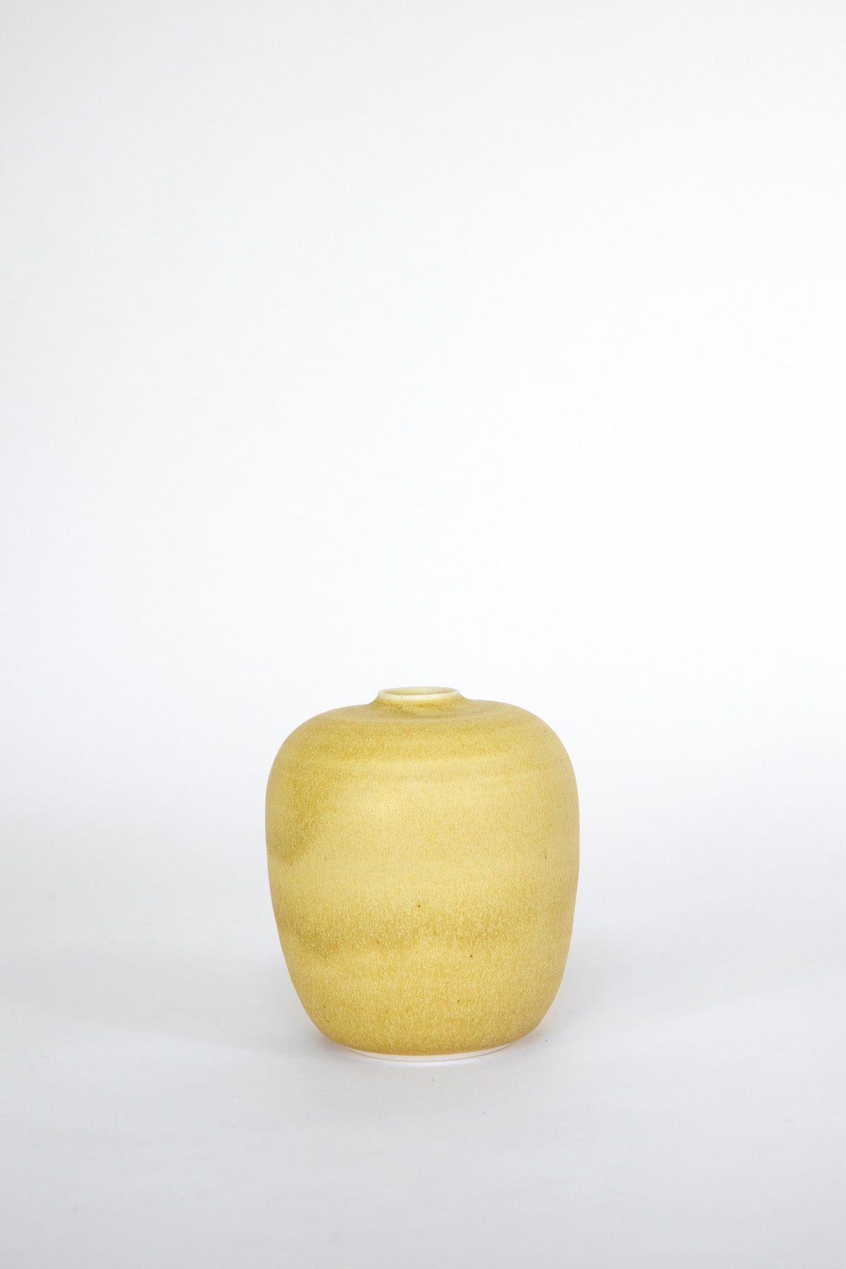 Bud Vase by Vy Voi at Abacus Row