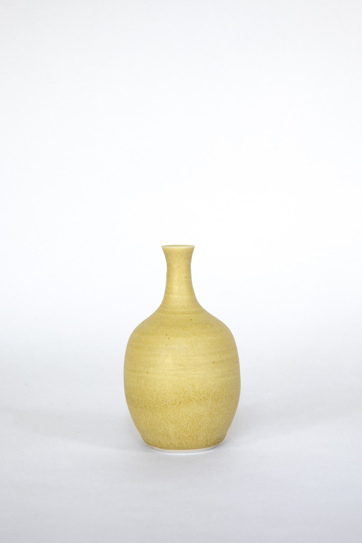 Bud Vase by Vy Voi at Abacus Row