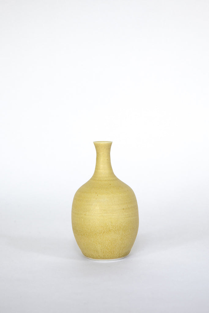 Bud Vase by Vy Voi at Abacus Row