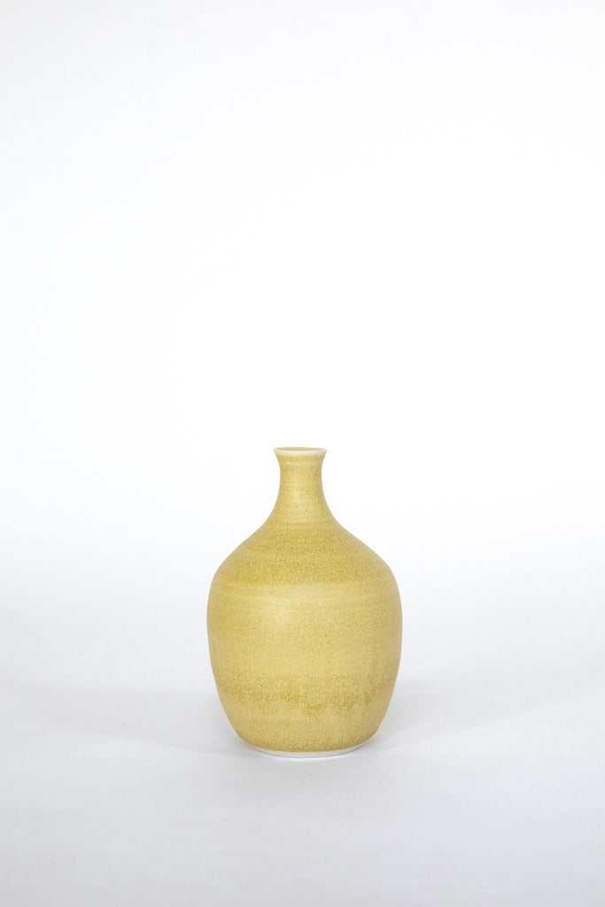 Bud Vase by Vy Voi at Abacus Row