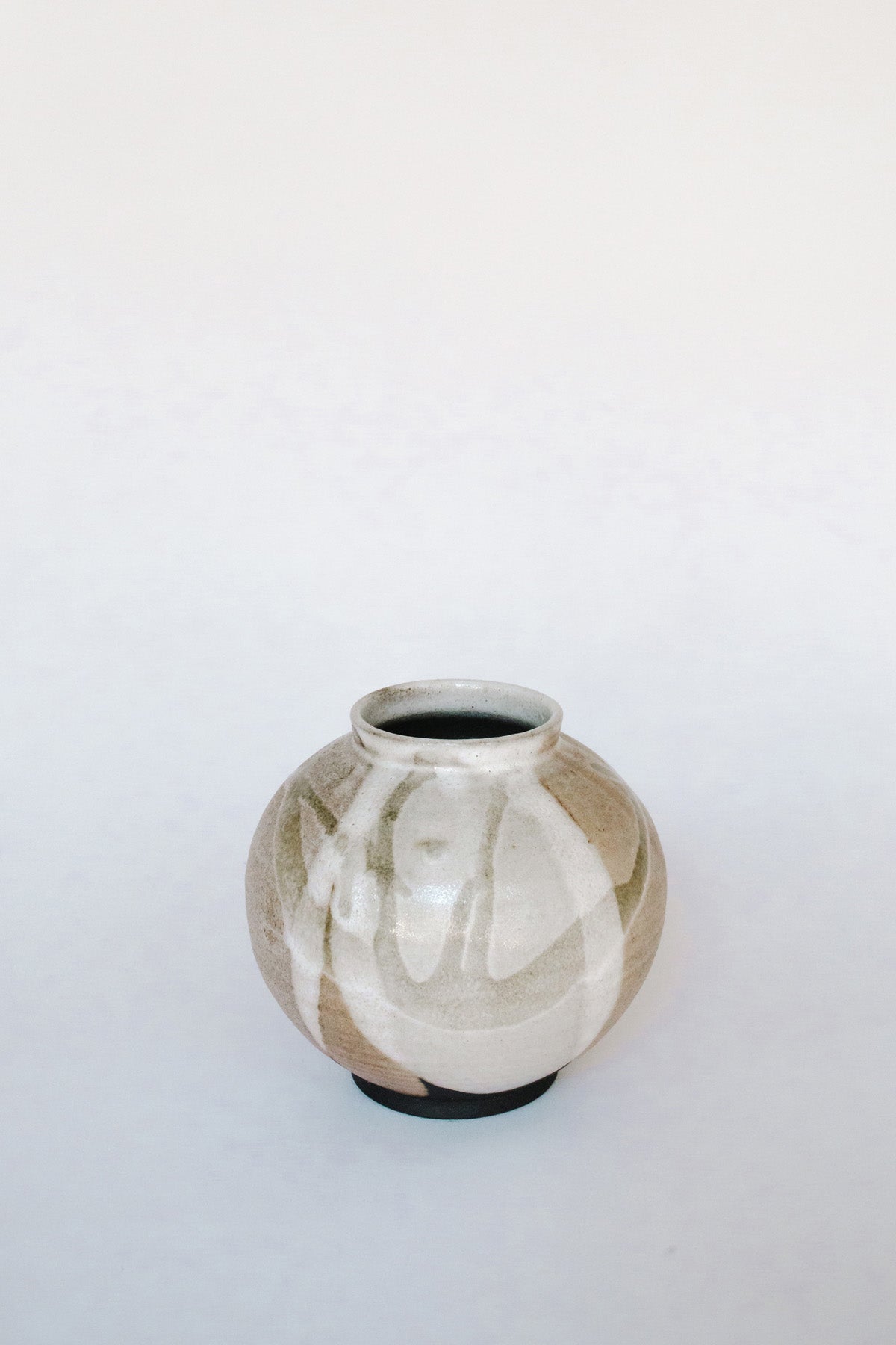 Moon Vase by Yenworks Ceramics